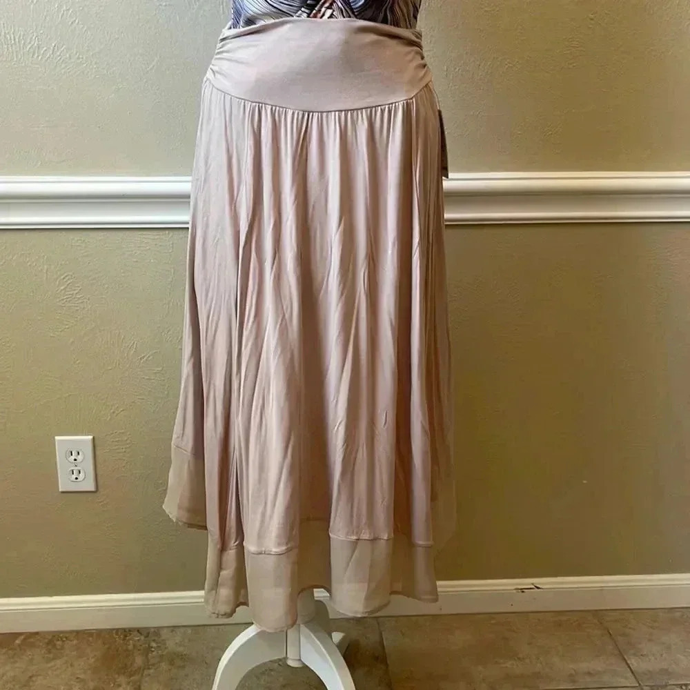NWT- apt. 9 skirt